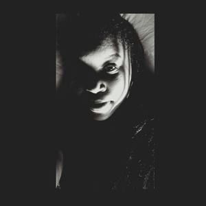 Meet your Posher, Vee